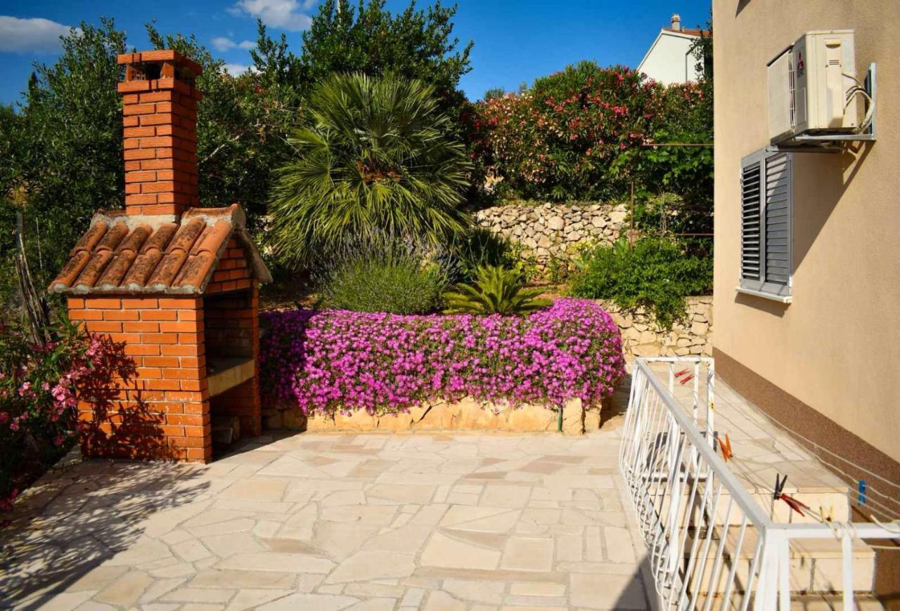 Apartment Ankica Trogir Exteriör bild